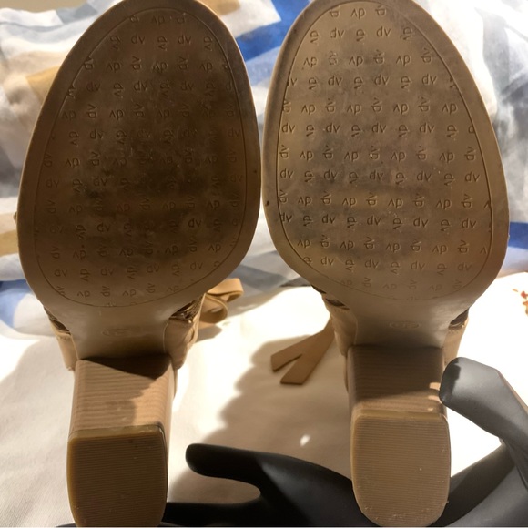 • Strappy open toe heels Sz 9.5 - Picture 3 of 5